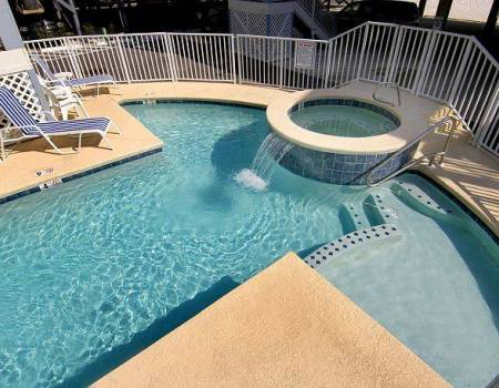 The pool at Sunchase condos